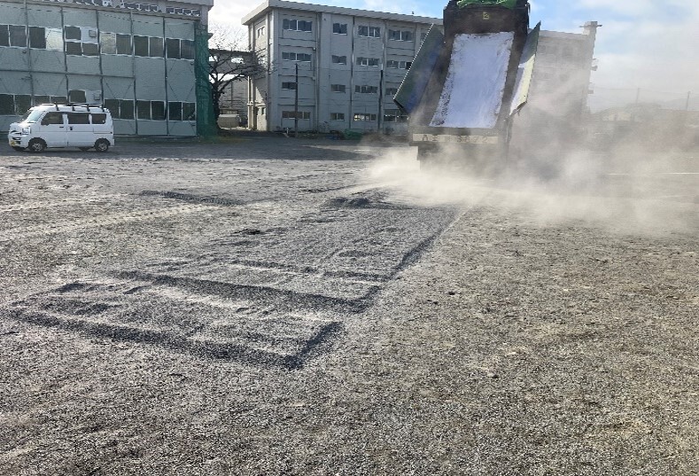 写真：グラウンド整備工事